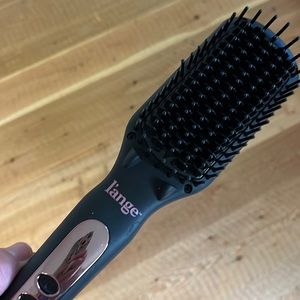 L’ange Brush Straightener